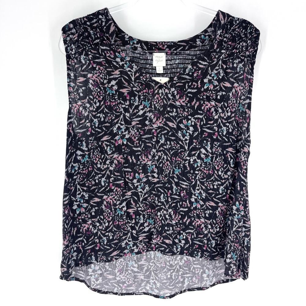Roan + Ryan Evereve Arlo Smocked‎ Sleeveless Top Black Floral Size Large